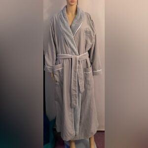 Chadsworth & Haig  plush bath robe. Hotel-quality luxury Spa Trellis Robe. Sz. M